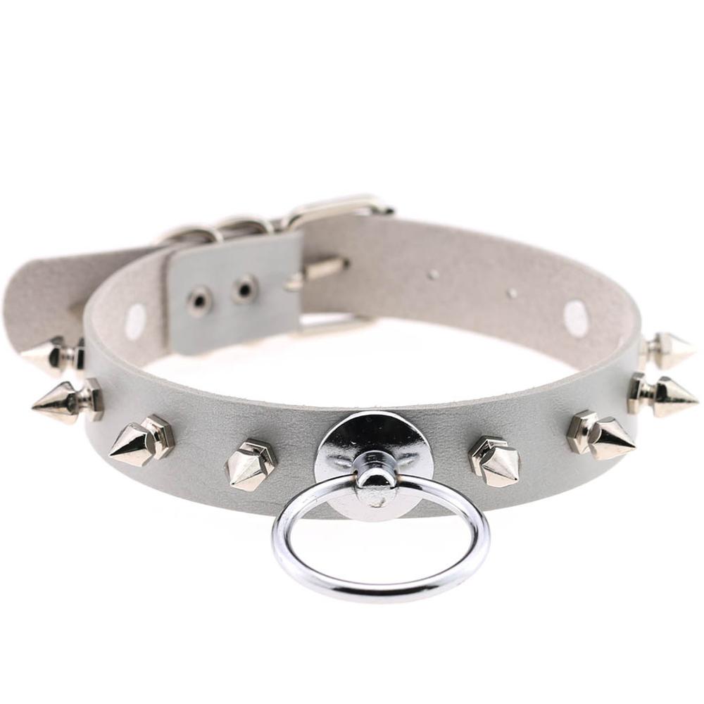 STUDDED LEATHER NECKLACE
