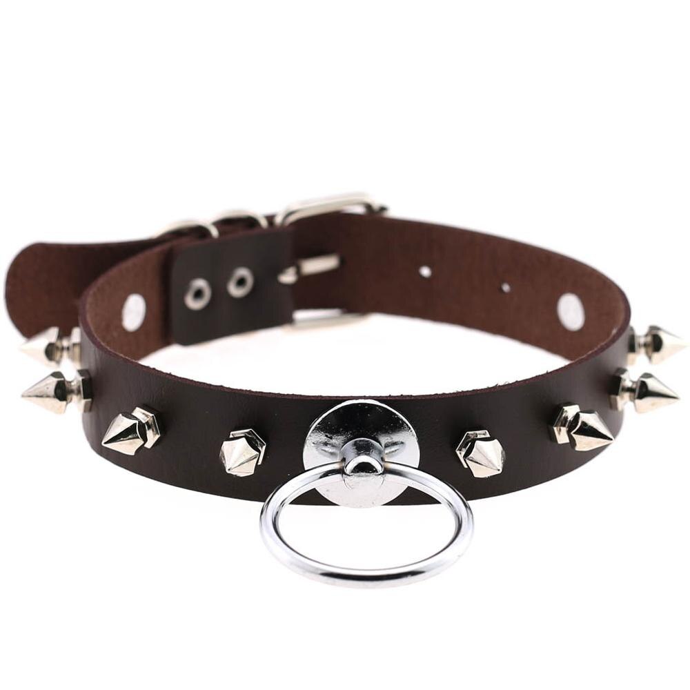 STUDDED LEATHER NECKLACE