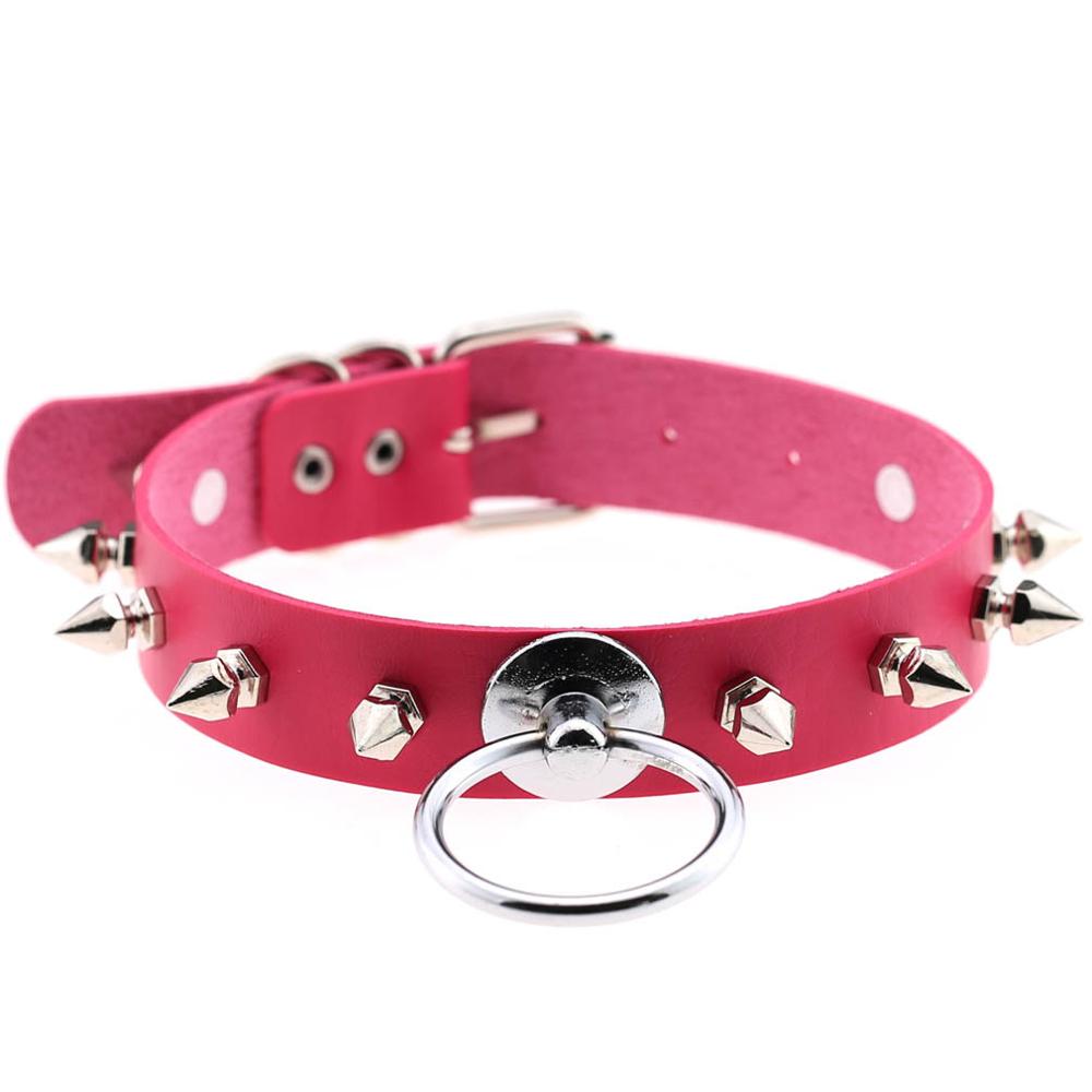 STUDDED LEATHER NECKLACE