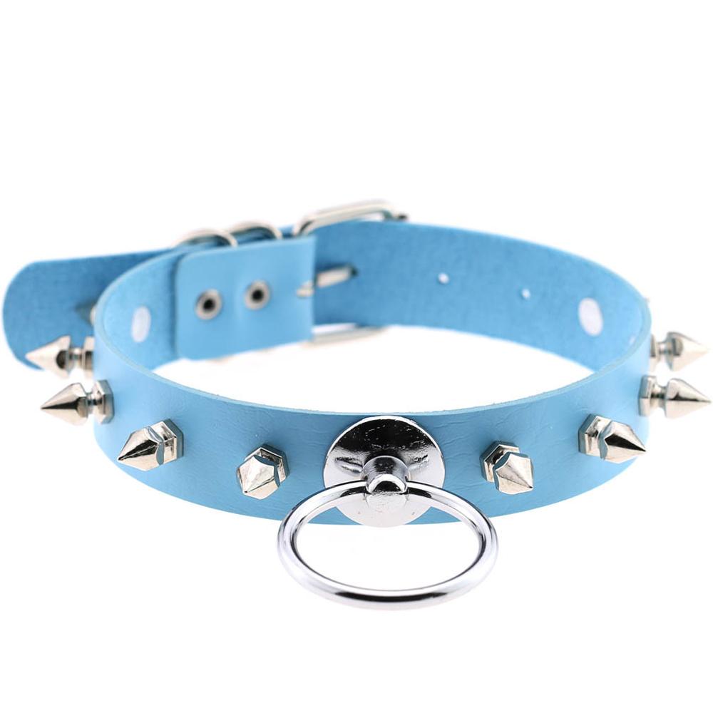 STUDDED LEATHER NECKLACE