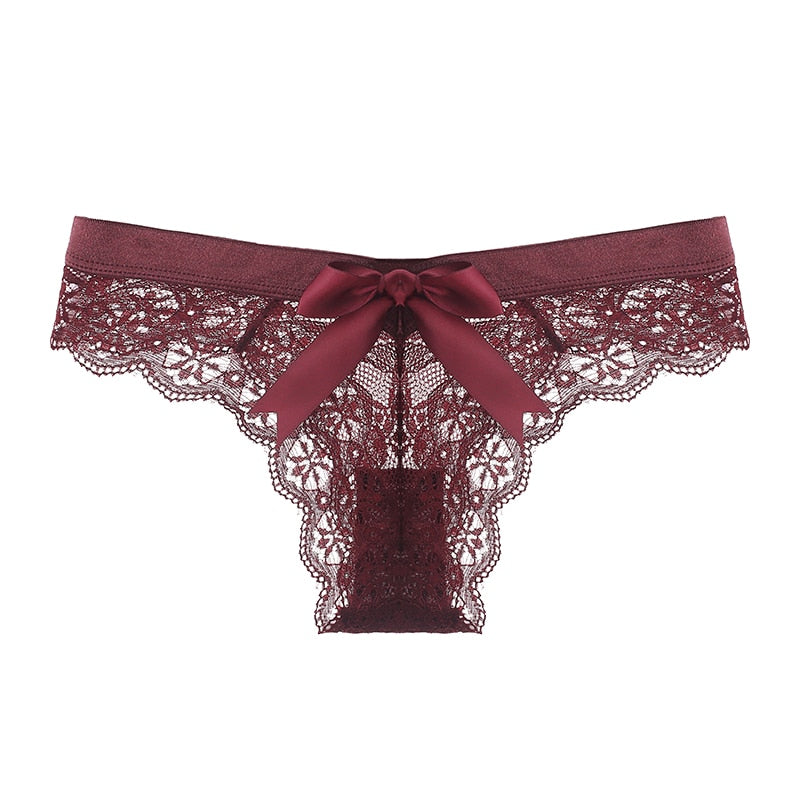 DEKORATİF FİYONKLU DANTEL KÜLOT