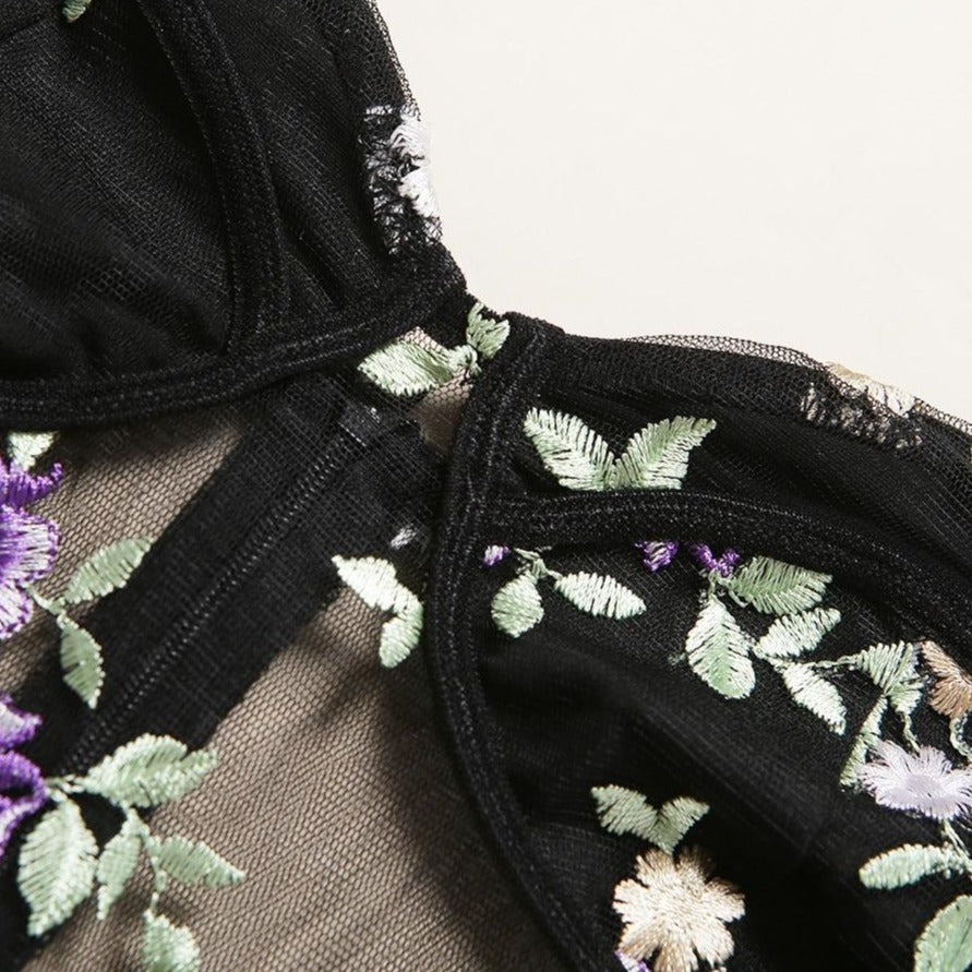 EMBROIDERED TRANSPARENT BODY