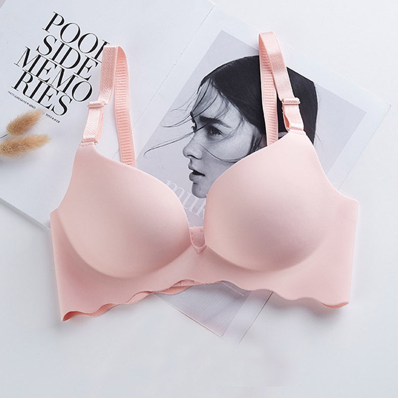 DOLGULU DİKİŞSİZ SÜTYEN