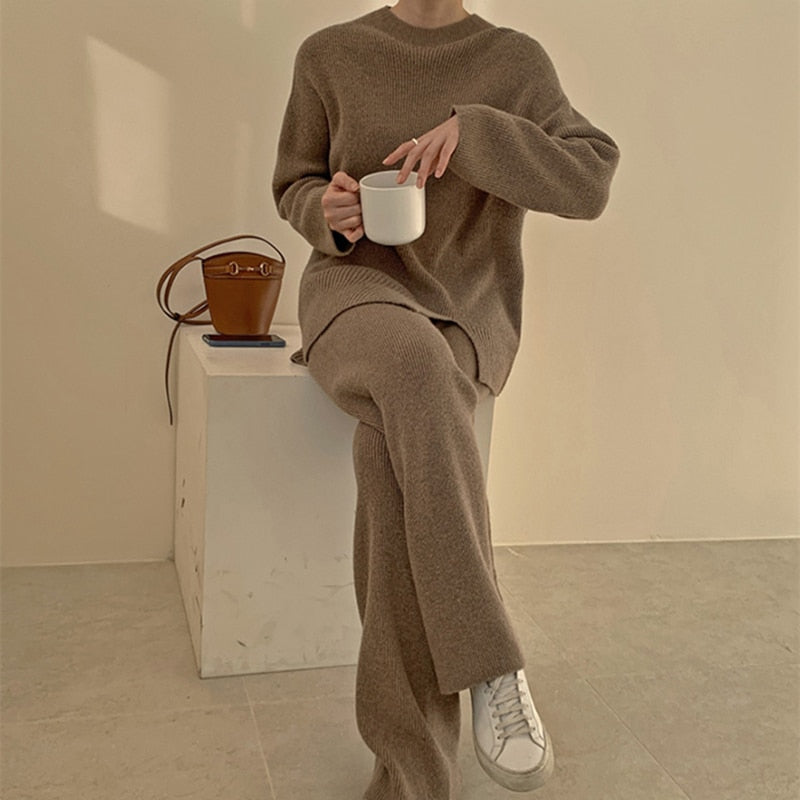 KNITTED HOME CLOTHES SET