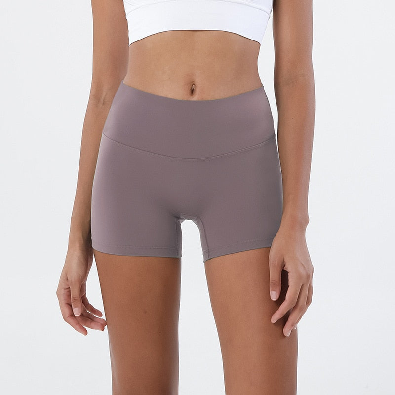 WOMEN'S SPORTS SHORTS