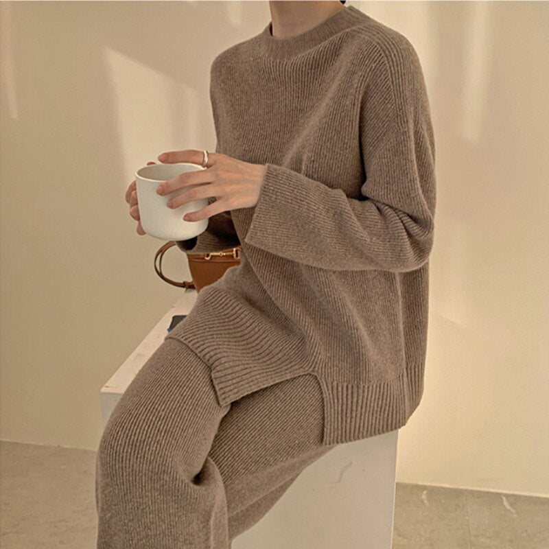 KNITTED HOME CLOTHES SET