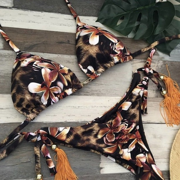 PÜSKÜLLÜ BİKİNİ