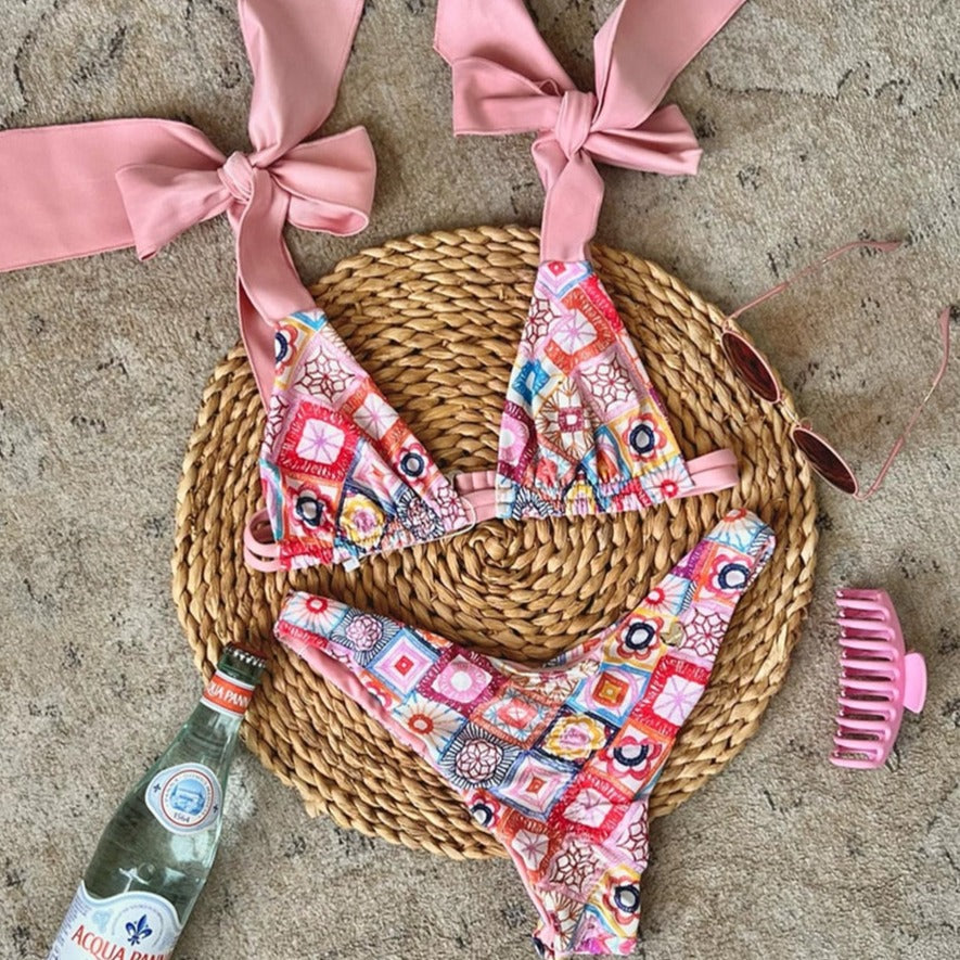 BÜYÜK DEKORATİF FİYONKLU BİKİNİ