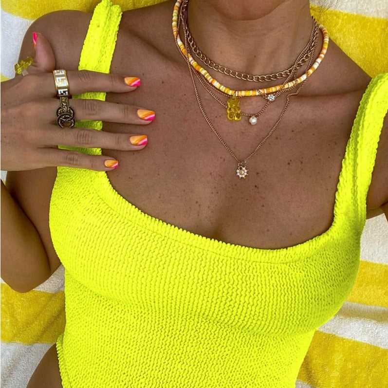 NERVÜRLÜ KUMAŞTAN YAPILMIŞ MAYO