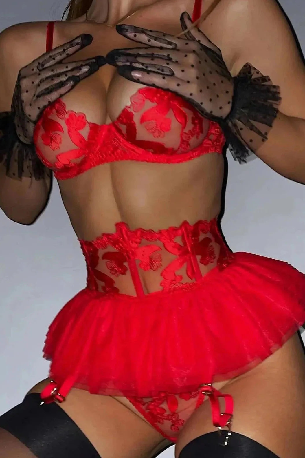 VIVIENNE Floral Embroidered Bodysuit