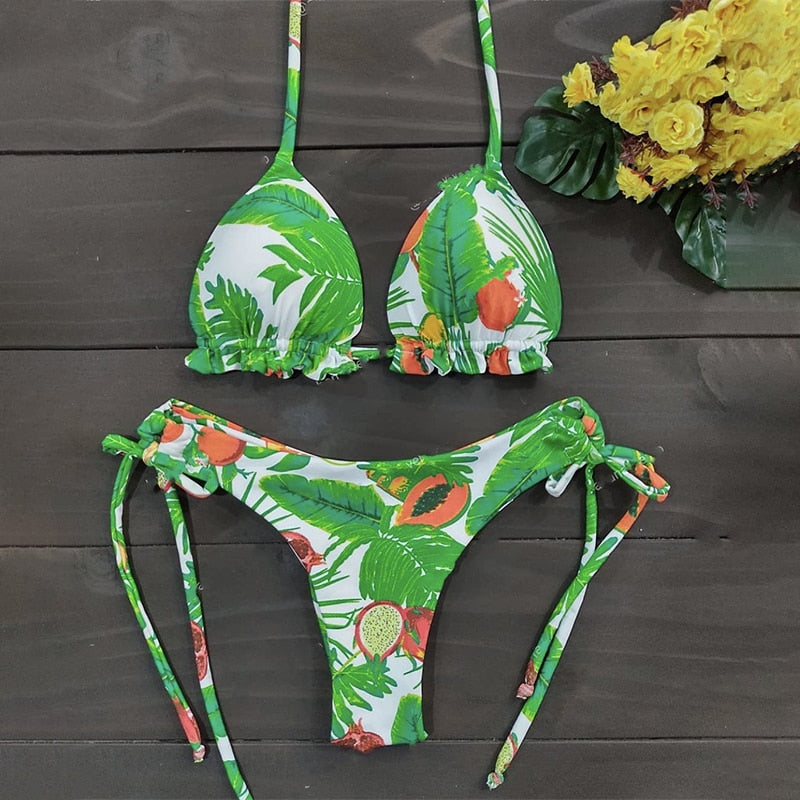 PÜSKÜLLÜ BİKİNİ