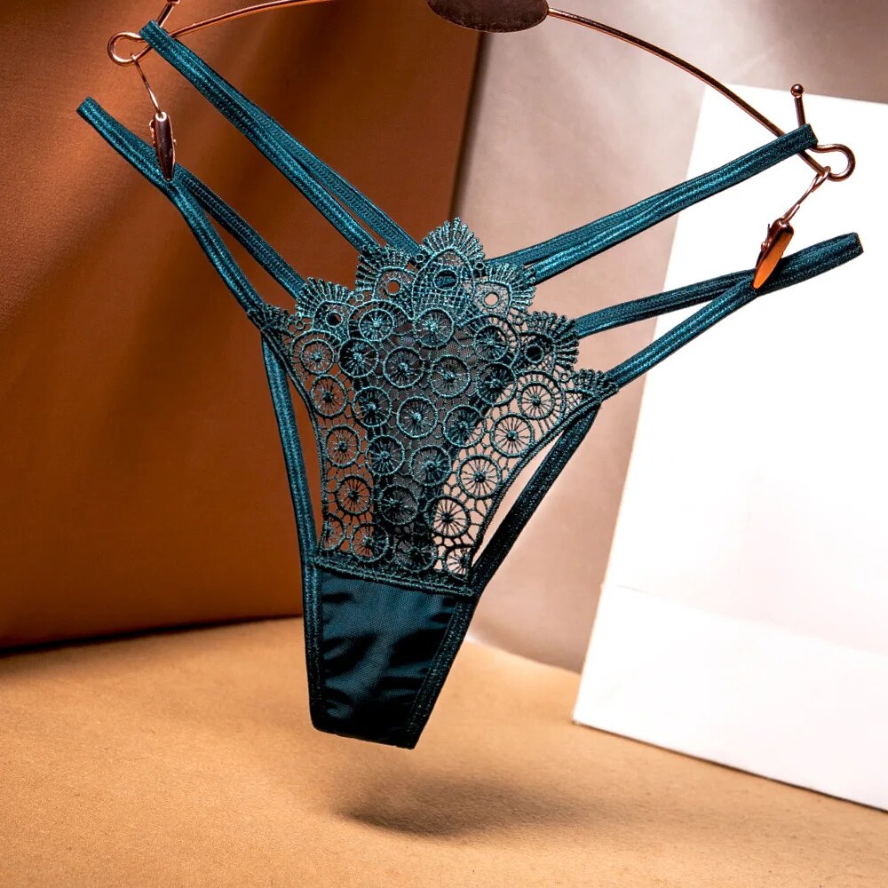 DECORATIVE STRAP TANGA