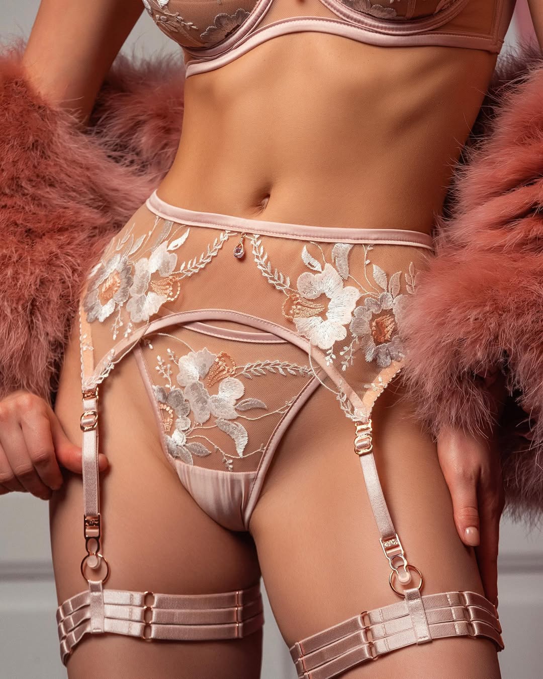 Four-piece lingerie set - SANA