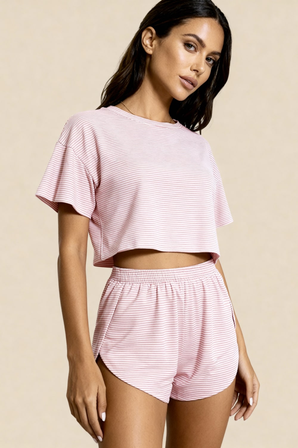 HALLIE – Çizgili Yumuşak Jarse Crop Üst ve Yırtmaçlı Şort Takımı - Çizgili