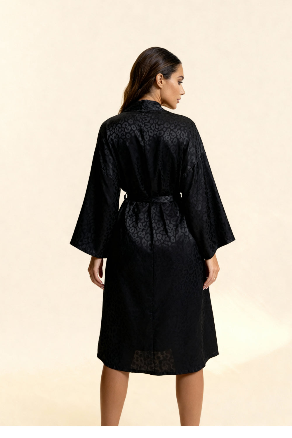SHEBA – Tonlu Leopar Desenli Saten Jakarlı Kimono - Siyah