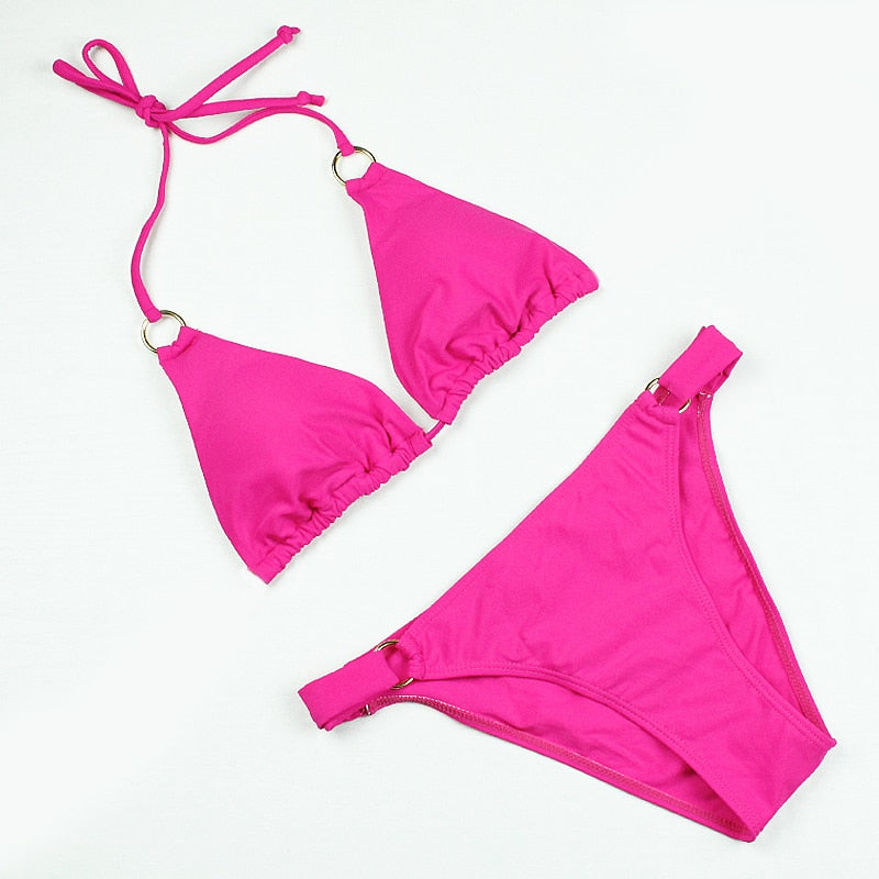 BIKINI MIT HALSFADEN UND BLUMENDRUCK