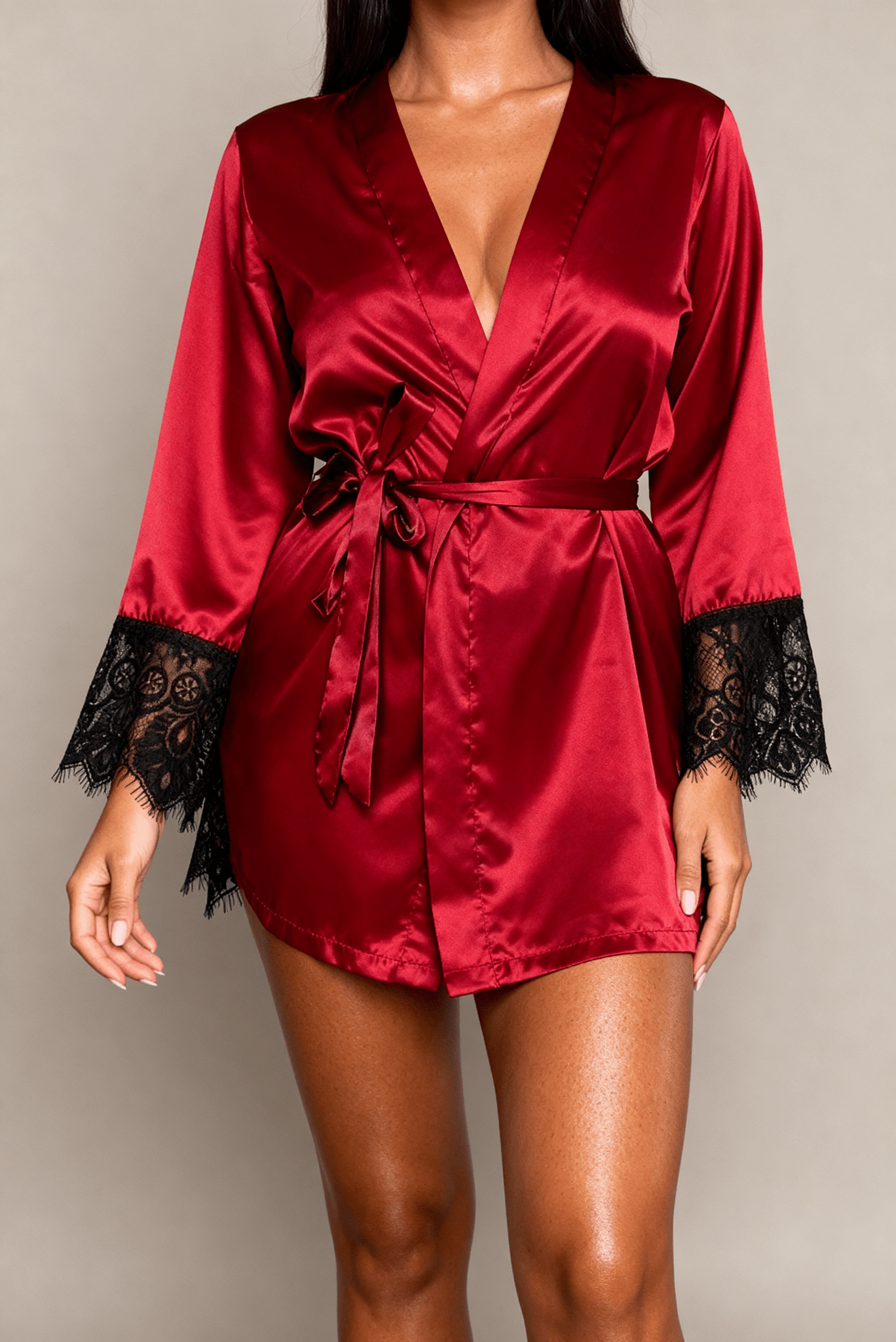 CARLOTTA – Kırmızı Saten ve Dantel Sırtlı Kimono - Kırmızı ve Siyah