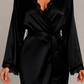 SERAPHINA – Dantel Detaylı Siyah Saten Kimono - Siyah