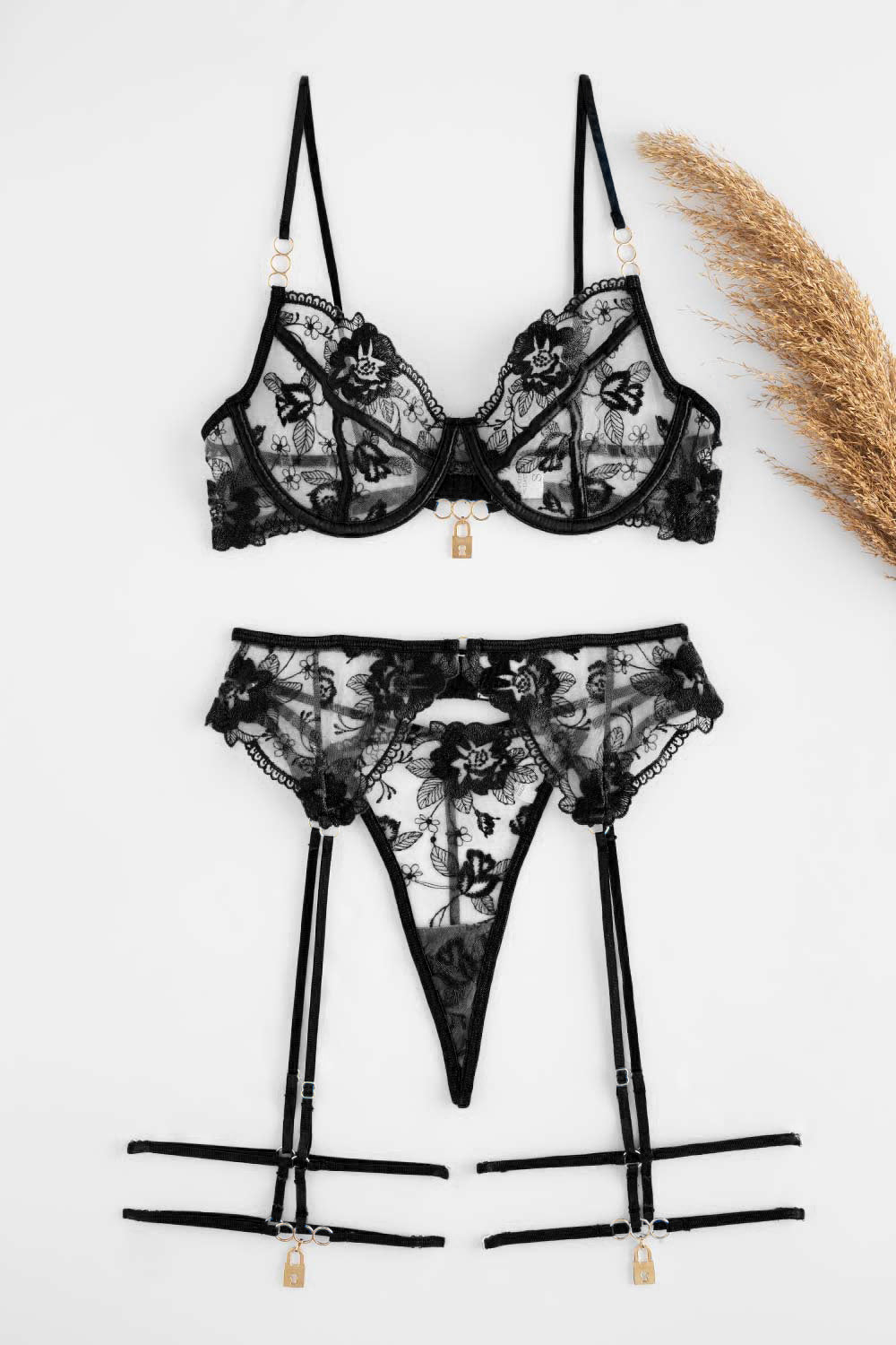 VEGA – Lace & Padlock Garter Set - Electric Blue